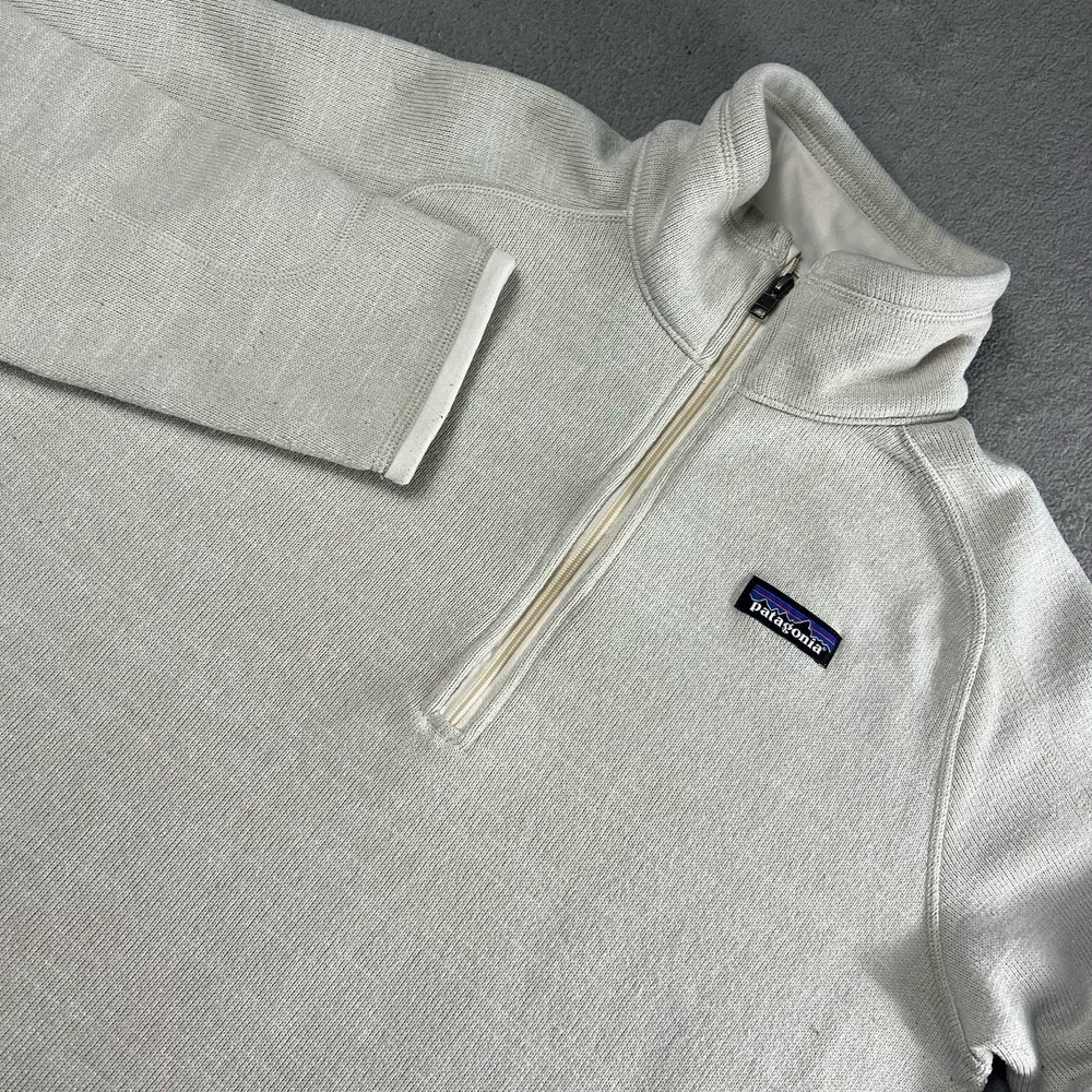 Patagonia Women's L Fleece 1/2 Zip Pullover Sweatshirt High Neck Pocket Beige